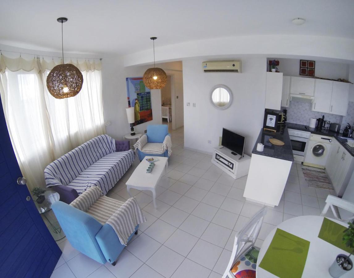Appartement Mia'S Cove à Paphos Extérieur photo