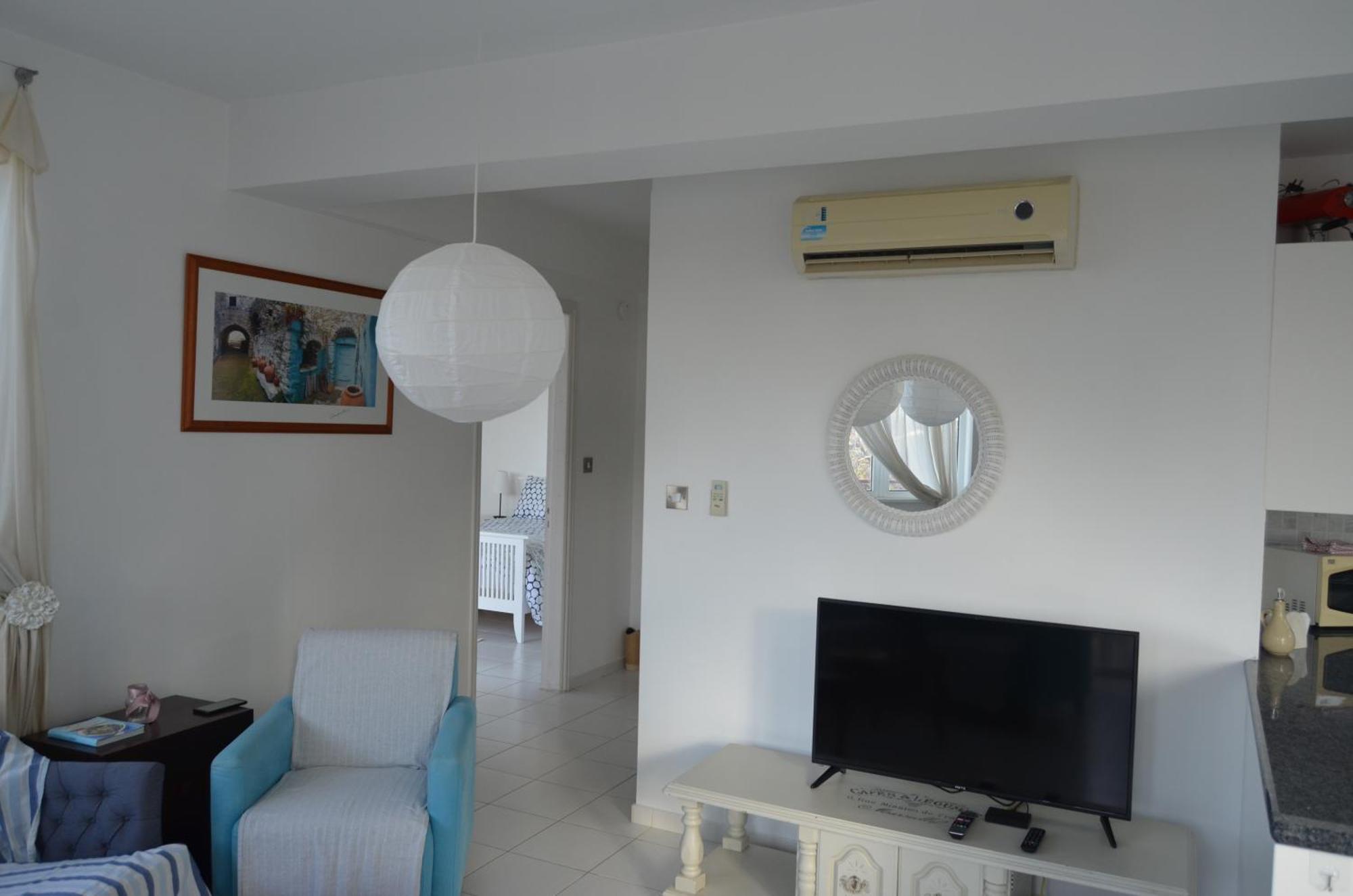 Appartement Mia'S Cove à Paphos Extérieur photo